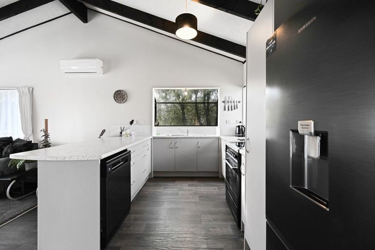 Photo of property in 68 Garland Drive, St Andrews, Hamilton, 3200