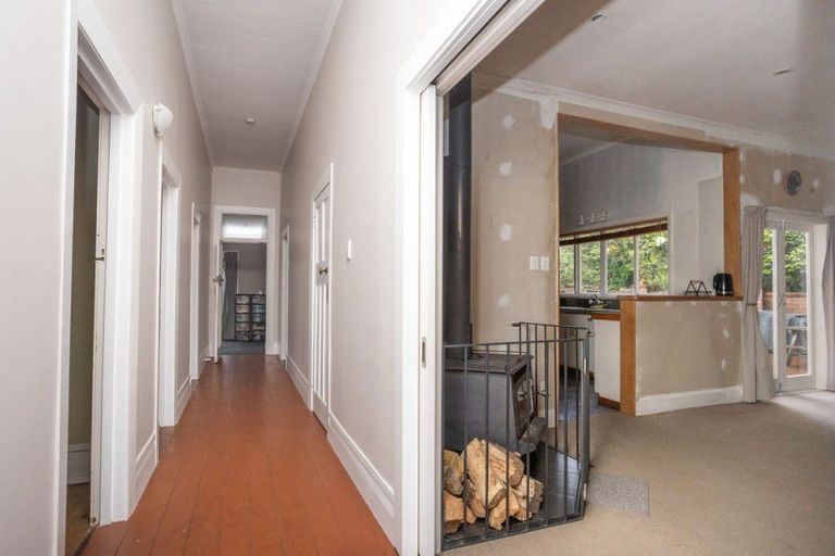 Photo of property in 30 Victoria Avenue, Dannevirke, 4930