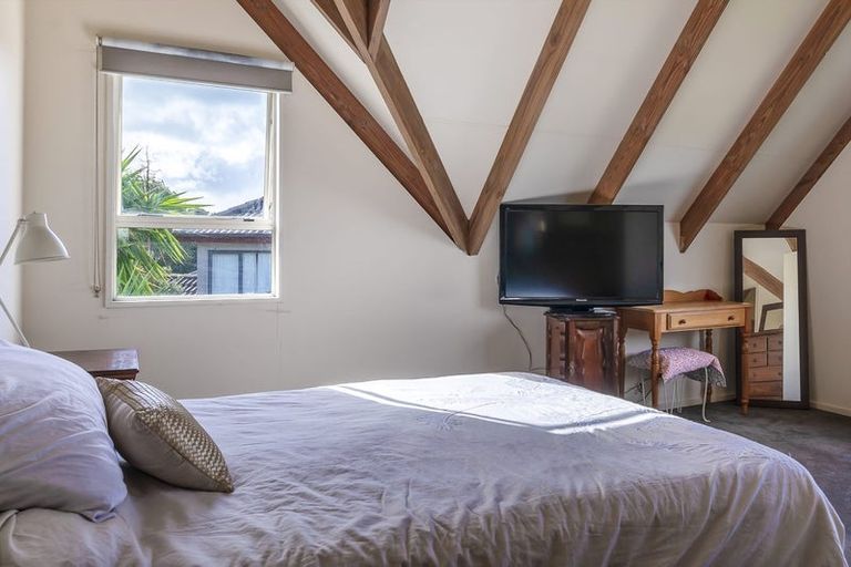 Photo of property in 13 Noel Williams Place, Windsor Park, Auckland, 0630