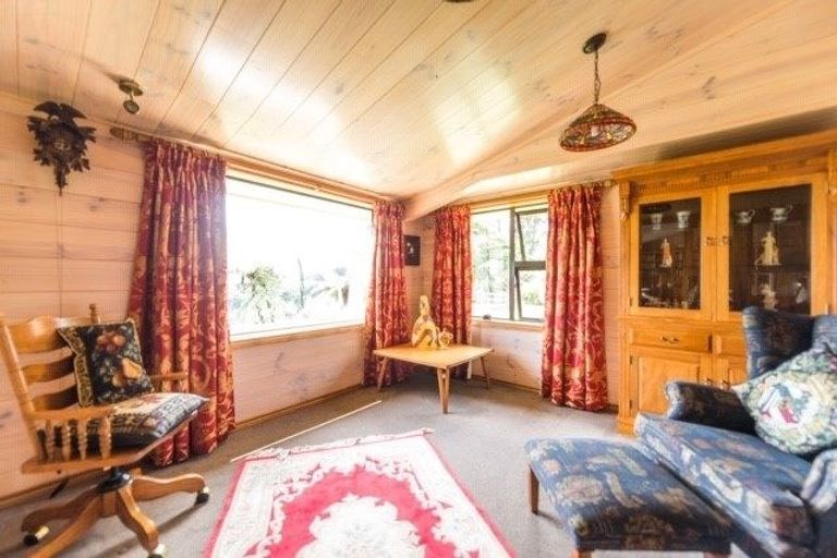 Photo of property in 21a Waiwera Place, Merrilands, New Plymouth, 4312