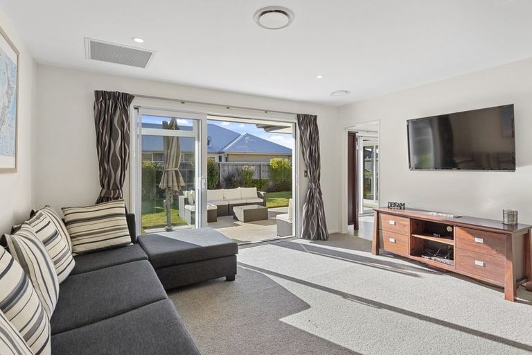 Photo of property in 64 Stanford Way, Rolleston, 7615