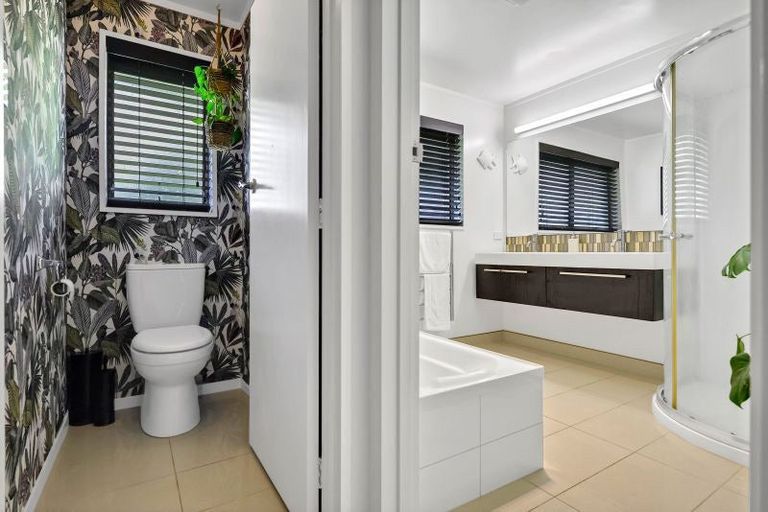 Photo of property in 12 Mclaren Place, Chedworth, Hamilton, 3210