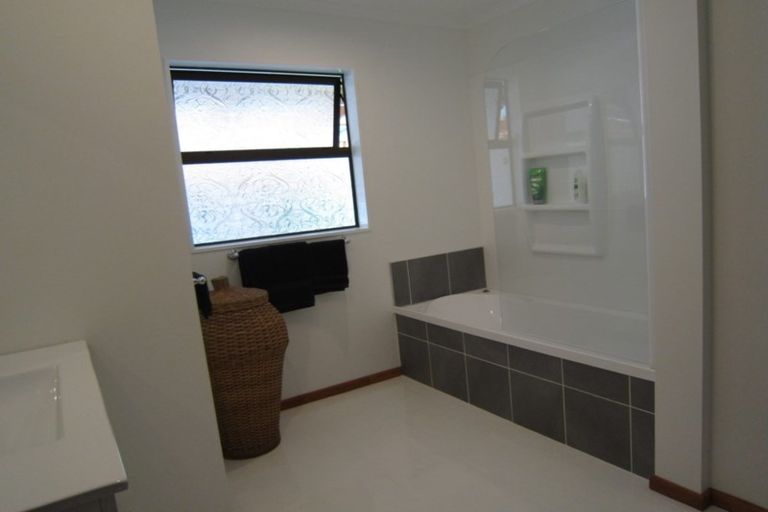 Photo of property in 46 Uruti Road, Uruti, Urenui, 4378