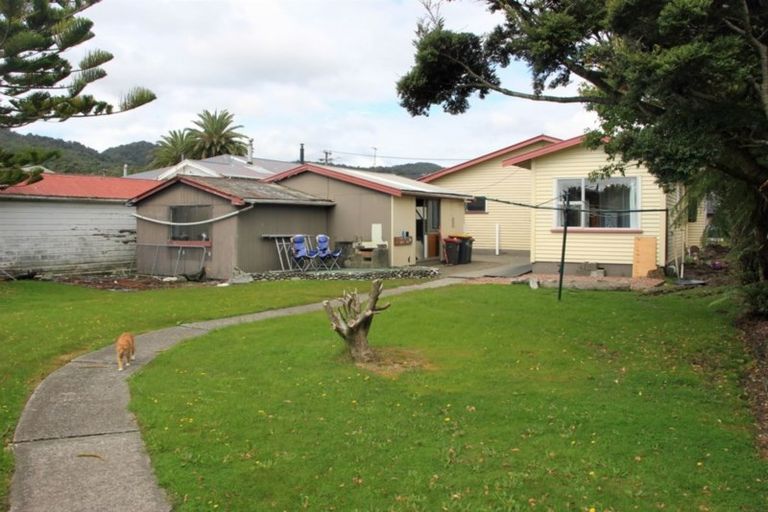 Photo of property in 8 Ida Street, Greymouth, 7805