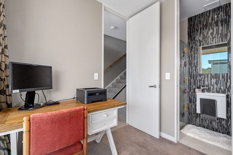 Photo of property in 2b The Terrace, Takapuna, Auckland, 0622