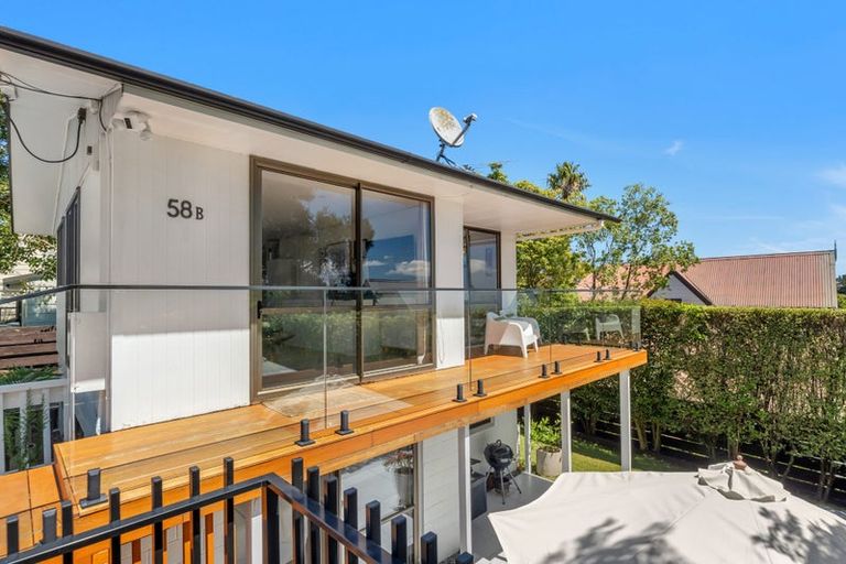 Photo of property in 3/58 Birkdale Road, Birkdale, Auckland, 0626