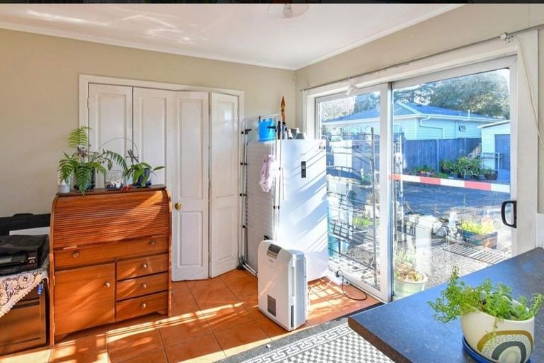 Photo of property in 18 Mcannalley Street, Manurewa East, Auckland, 2102