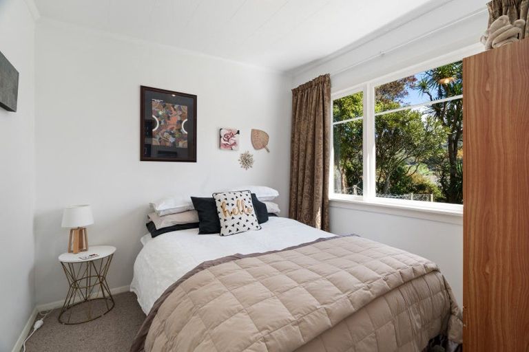 Photo of property in 10 Crescent Street, Purakaunui, Port Chalmers, 9081