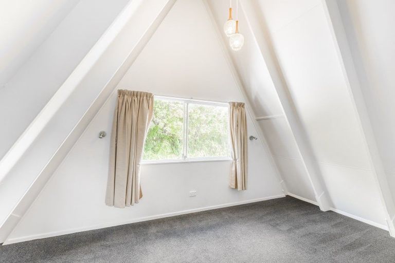 Photo of property in 82a Raumati Road, Raumati Beach, Paraparaumu, 5032