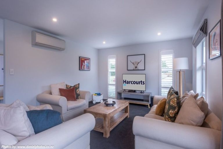 Photo of property in 19 Kingsdowne Drive, West Melton, 7618