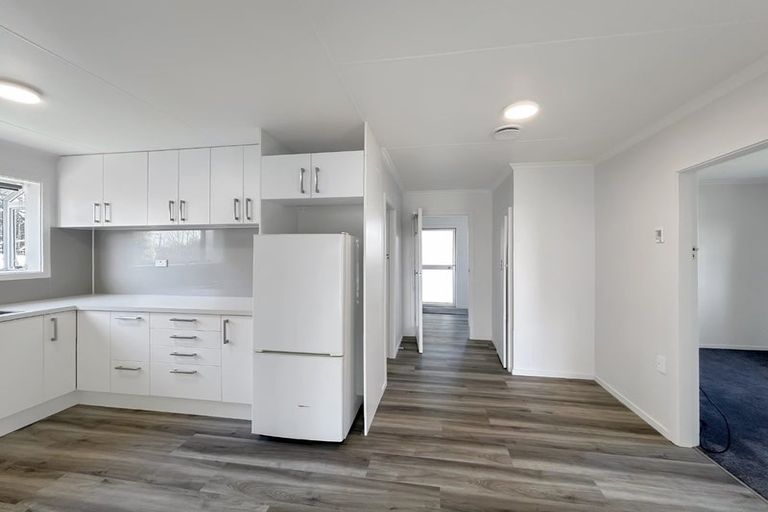 Photo of property in 128 Oteramika Road, Seaward Bush, Invercargill, 9871