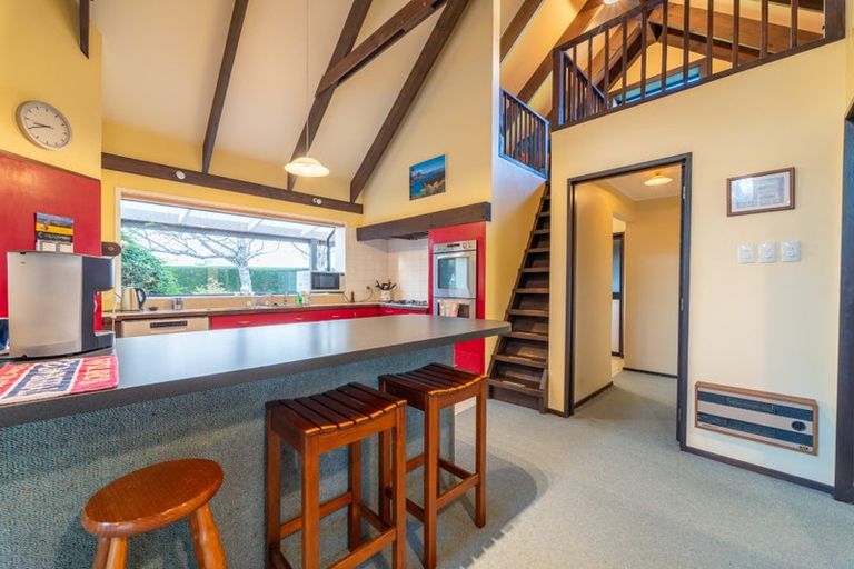Photo of property in 3 Allan Street, Waimate, 7924
