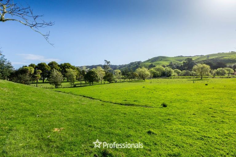 Photo of property in 229 Whitemans Valley Road, Whitemans Valley, Upper Hutt, 5371