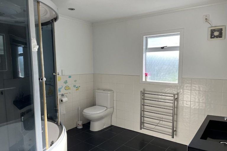 Photo of property in 641 Te Atatu Road, Te Atatu Peninsula, Auckland, 0610