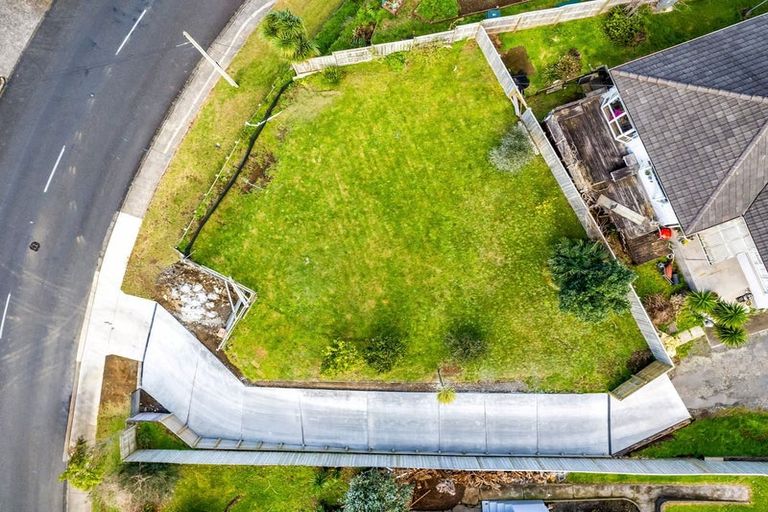 Photo of property in 180 Seaview Road, Westown, New Plymouth, 4310