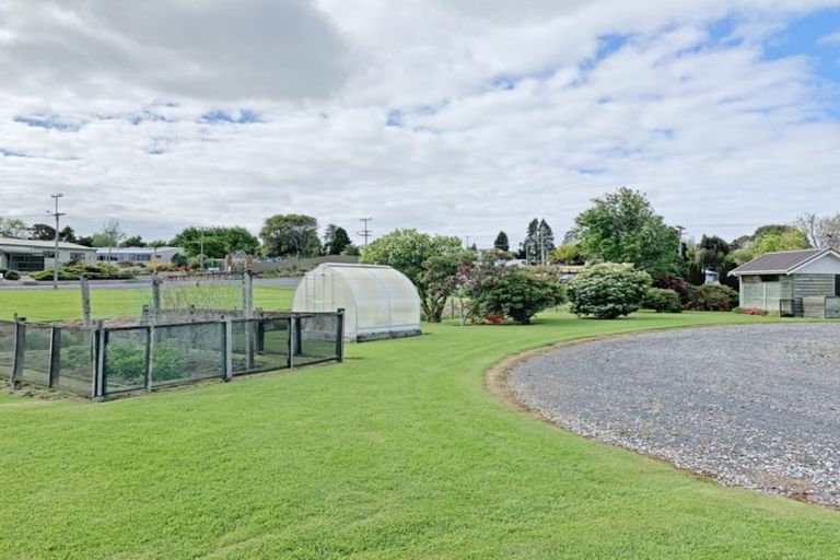 Photo of property in 8 Burns Street, Owaka, 9535