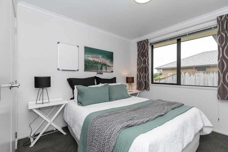 Photo of property in 8 Max Landing, Grandview Heights, Hamilton, 3200