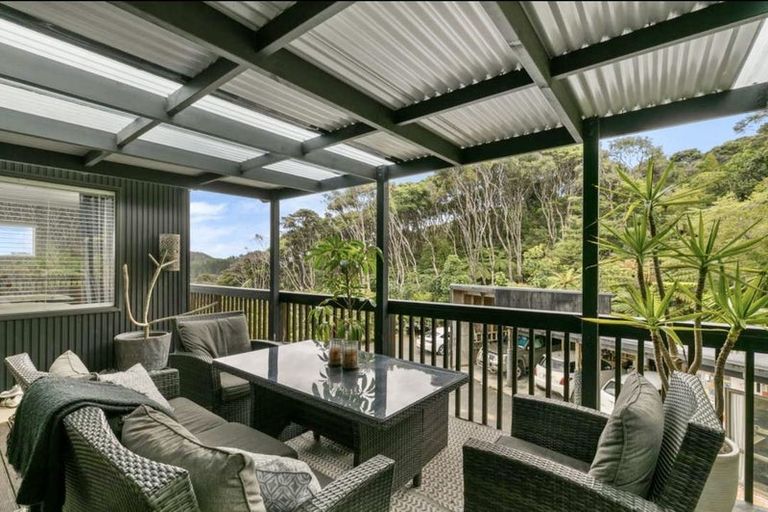 Photo of property in 390 Driving Creek Road, Coromandel, 3506