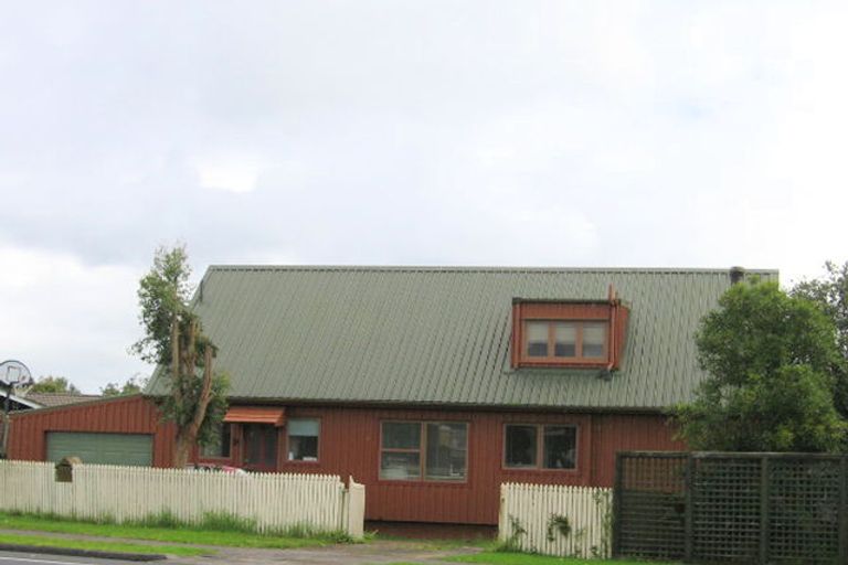 Photo of property in 91 Botany Road, Botany Downs, Auckland, 2010