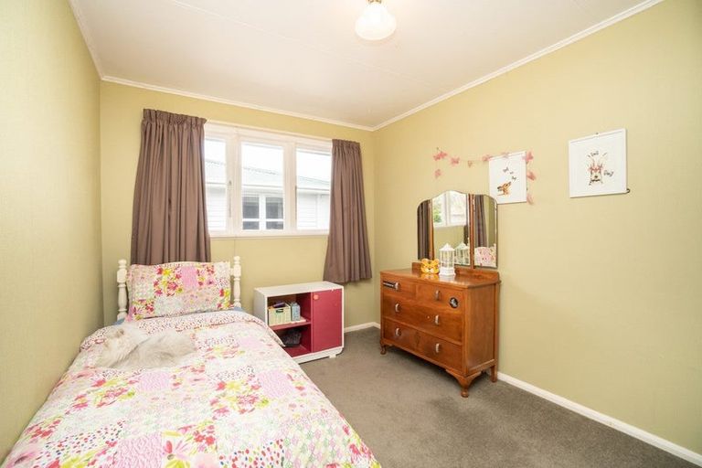 Photo of property in 6 Parkland Crescent, Terrace End, Palmerston North, 4410