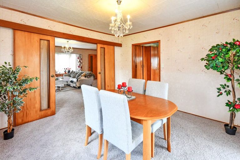 Photo of property in 17 Justamere Place, Weymouth, Auckland, 2103