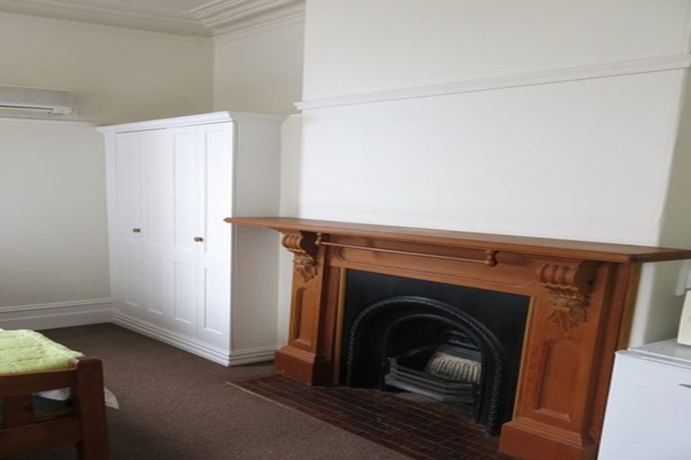 Photo of property in 12 Heriot Row, Dunedin Central, Dunedin, 9016