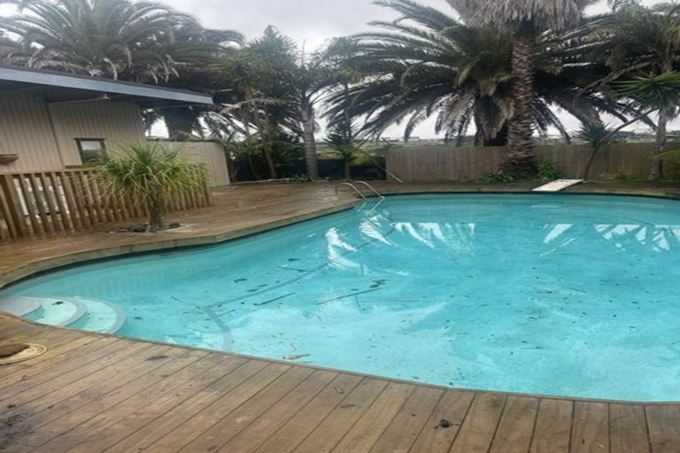 Photo of property in 42 Walter Street, Hauraki, Auckland, 0622