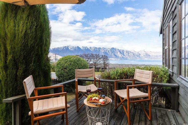 Photo of property in 136 Fernhill Road, Fernhill, Queenstown, 9300