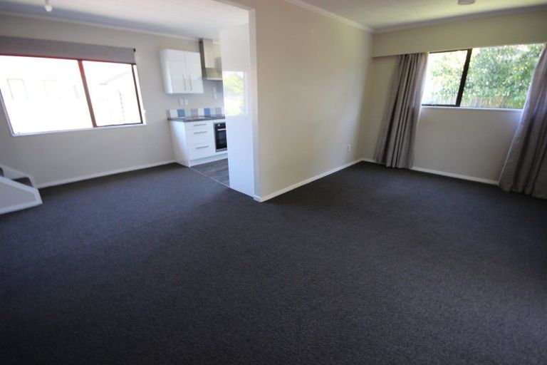 Photo of property in 15 Jupiter Street, Milson, Palmerston North, 4414