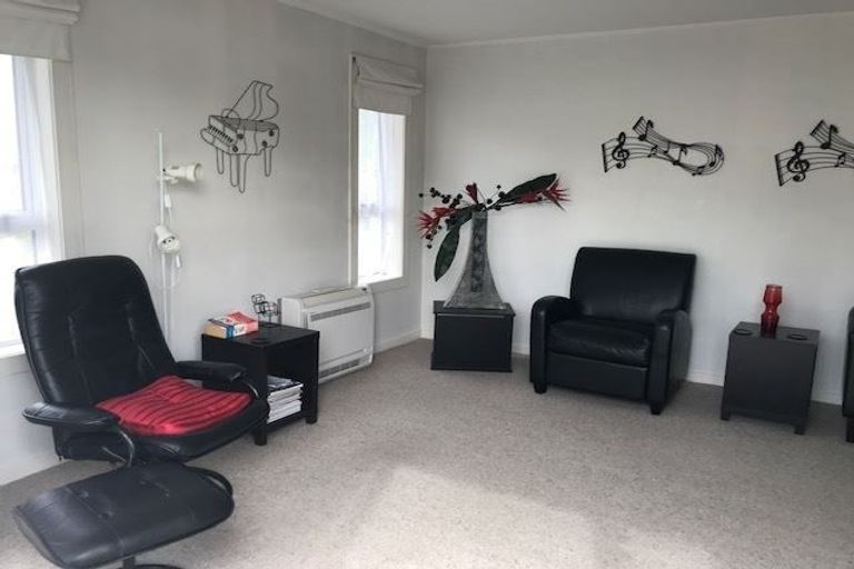 Photo of property in 24 Mowbray Street, Watlington, Timaru, 7910