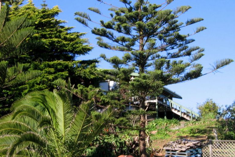 Photo of property in 3a Pine Ridge Terrace, Waikanae Beach, Waikanae, 5036