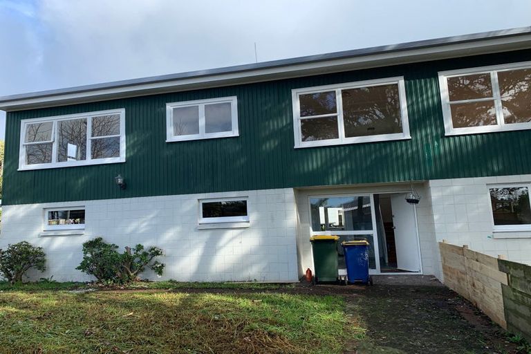 Photo of property in 36 Royal Road, Massey, Auckland, 0614