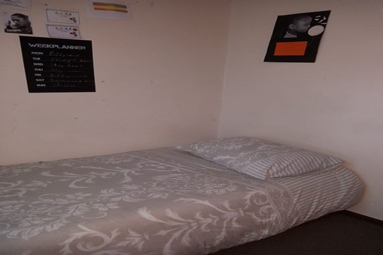 Photo of property in 14 Mander Place, Bucklands Beach, Auckland, 2012