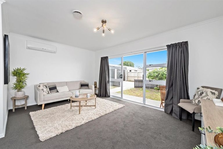 Photo of property in 132b Shortland Street, Aranui, Christchurch, 8061