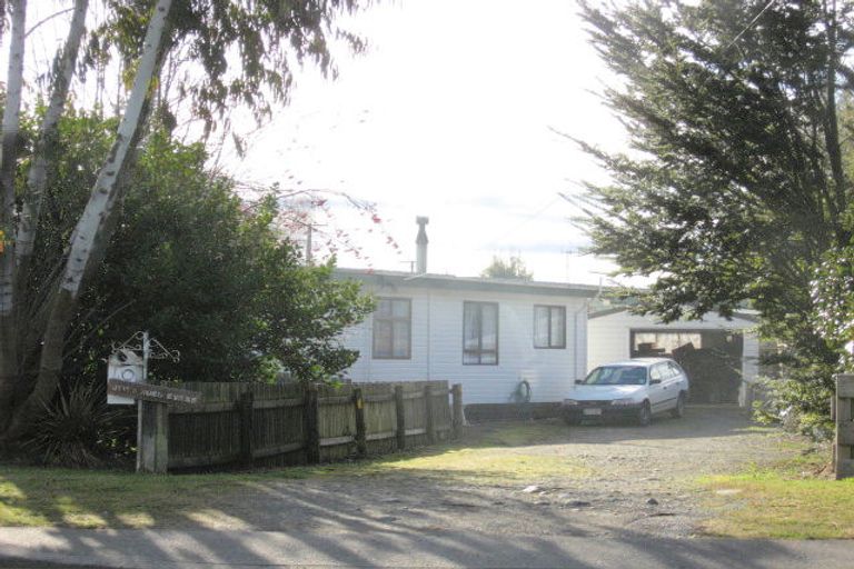 Photo of property in 40 Pompolona Street, Te Anau, 9600