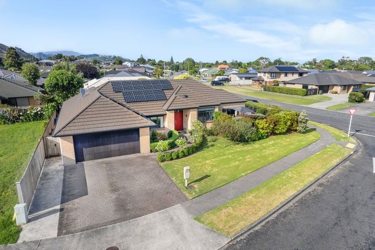 Photo of property in 2 Georgia Grove, Paraparaumu, 5032