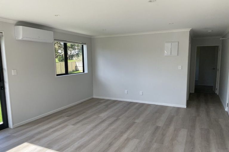 Photo of property in 38 Cirrus Way, Ranui, Auckland, 0612