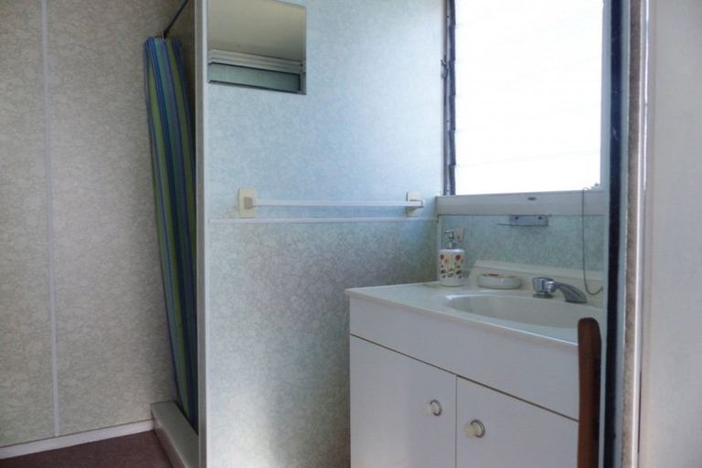 Photo of property in 28 Leonard Street, Waimate, 7924