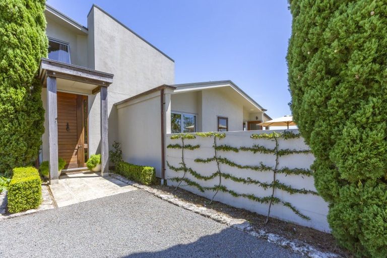 Photo of property in 15a Maharakeke Road, Waipukurau, 4281