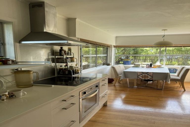 Photo of property in 43 Compton Street, Hillcrest, Auckland, 0627