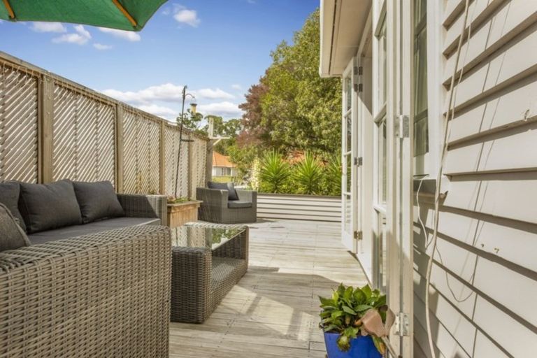 Photo of property in 9 Churchill Avenue, Maeroa, Hamilton, 3200