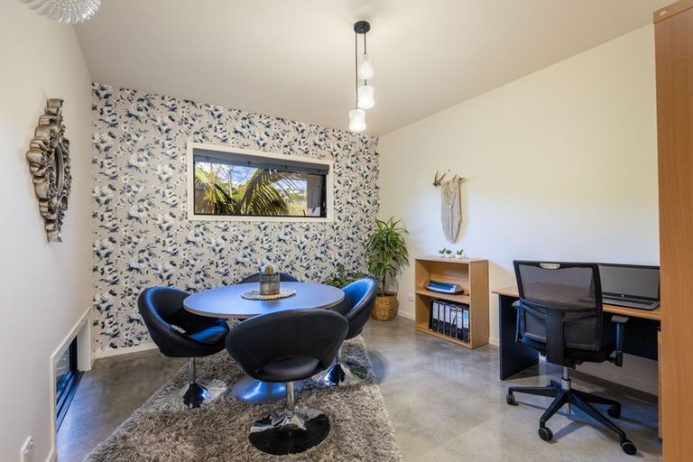 Photo of property in 10 Pike Place, Ferndale, New Plymouth, 4310