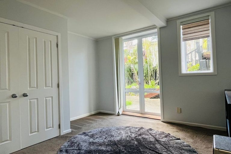 Photo of property in 21 Bleakhouse Road, Howick, Auckland, 2014