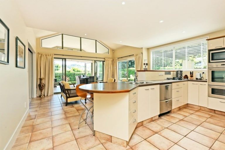 Photo of property in 1b Neeve Place, Taradale, Napier, 4112