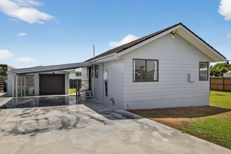 Photo of property in 5 Cemetery Road, Sanson, 4817