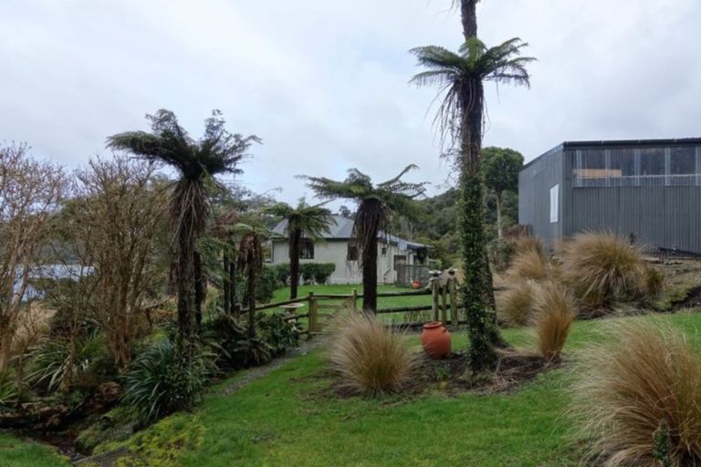 Photo of property in 349 Back Road, Stewart Island/rakiura, Stewart Island, 9818