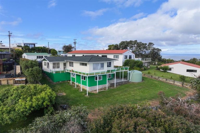 Photo of property in 28 Barrier View Road, Leigh, 0985