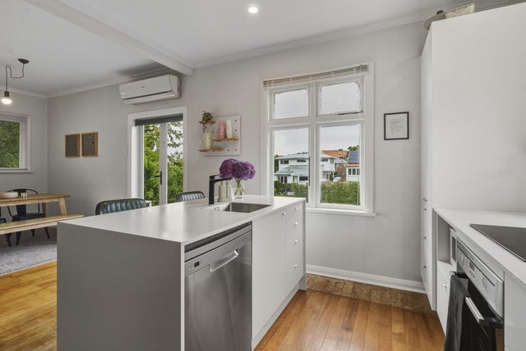 Photo of property in 1 Ashley Street, Belleknowes, Dunedin, 9011