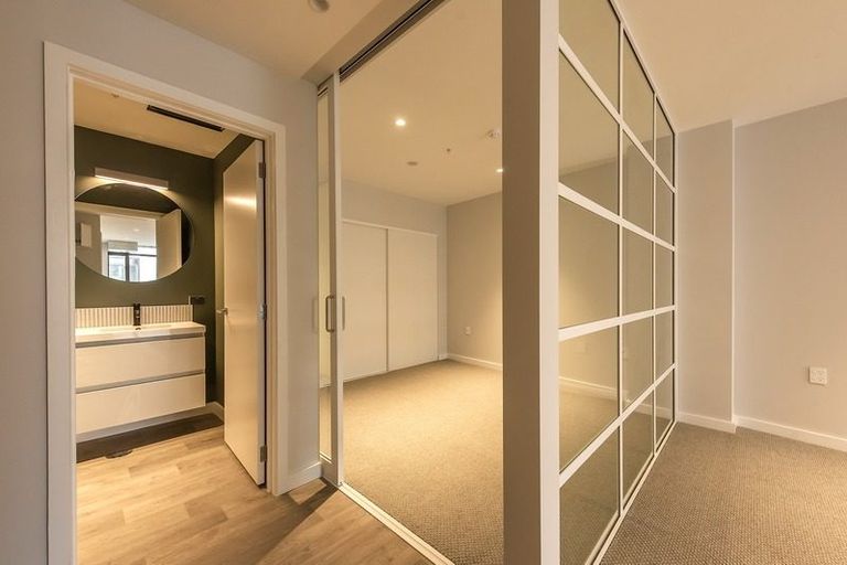 Photo of property in Unit 101, Level 1, 101/14 Laings Road, Hutt Central, Lower Hutt, 5010