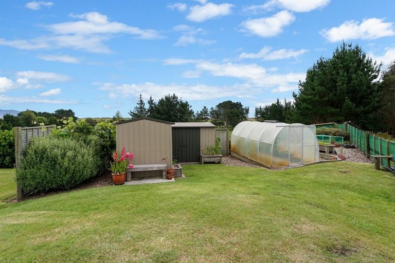 Photo of property in 12 Waitaheke Road, Te Horo, Otaki, 5581